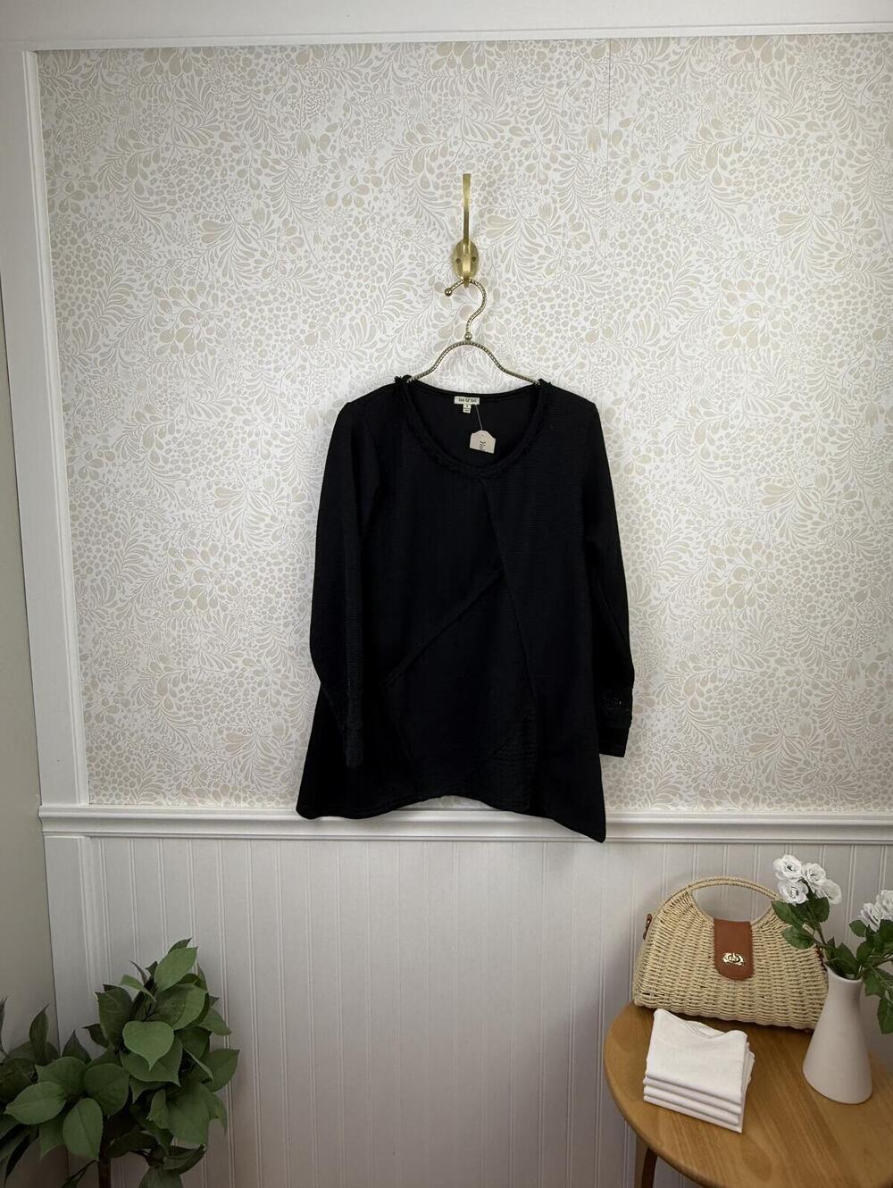 Yak & Yeti Black Ribbed Asymmetrical Patchwork Top - Size - Small - NWT
